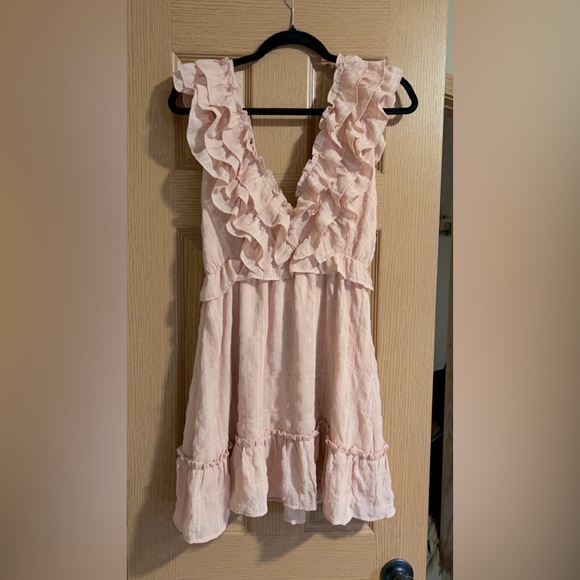 Dresses & Skirts - NWT Boutique Dress!